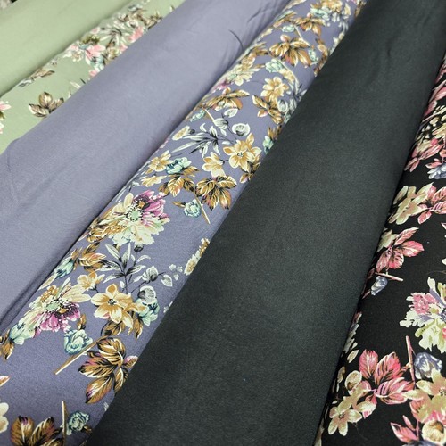 Viscose challis fabric rose - viscose,